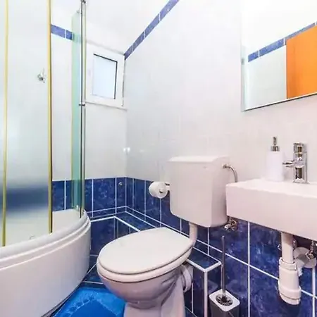 Three Bedroom トロギール