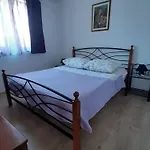 Three Bedroom فيلة تروغير